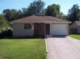 2932 W Walnut St, Springfield, MO 65802