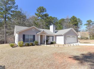 25 Saddlebrook Dr, Senoia, GA 30276