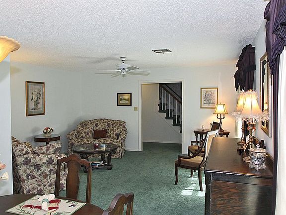 3rd image of 212 Demandre St