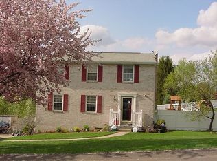 507 Quail Dr, Cranberry Twp, PA 16066