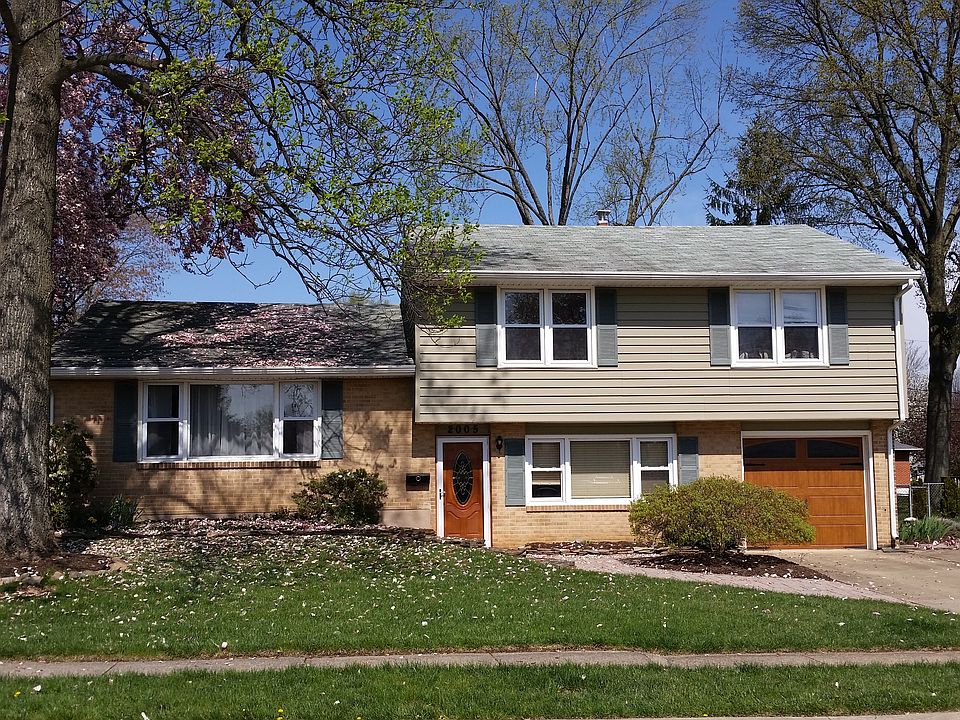 1st image of 2005 Floral Dr