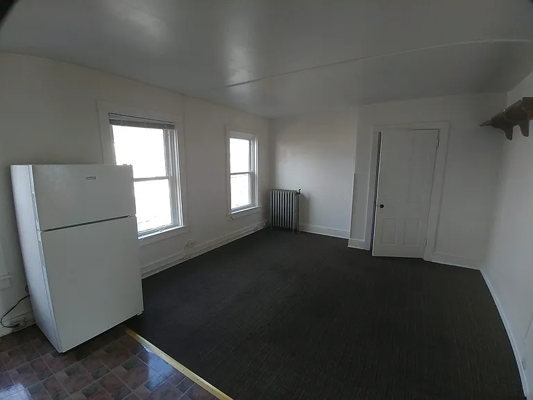 34 E Walnut St #C — Photo 19