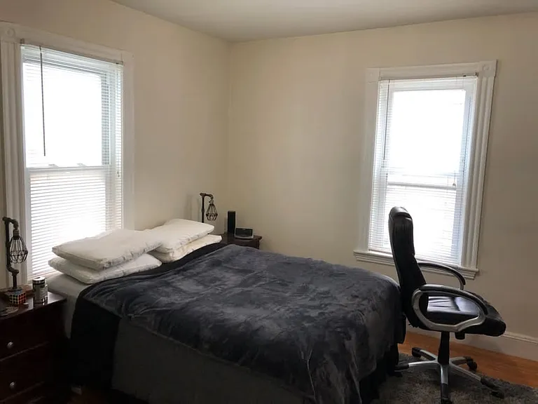 2 Winship Pl — Photo 8