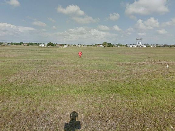 5th image of 1517 NW 32nd Pl