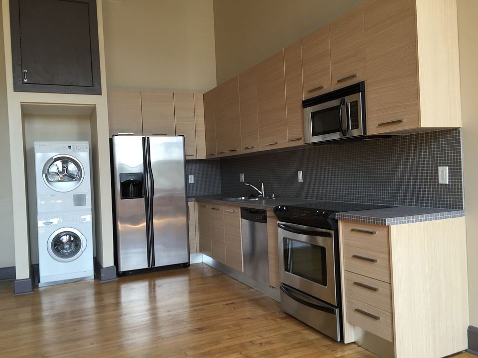 1st image of 4466 Olive St #2