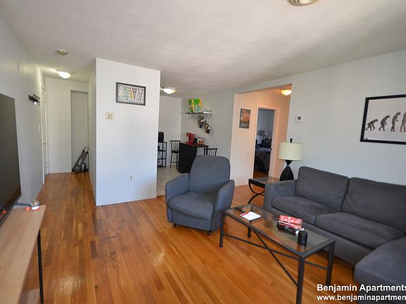 4th image of 385 Dorchester St #C9
