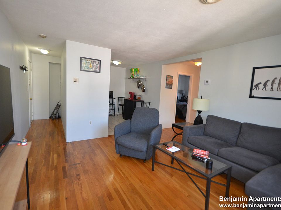 1st image of 385 Dorchester St APT C3