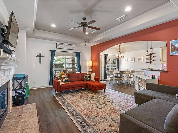 3rd image of 3901 Faimes Ct