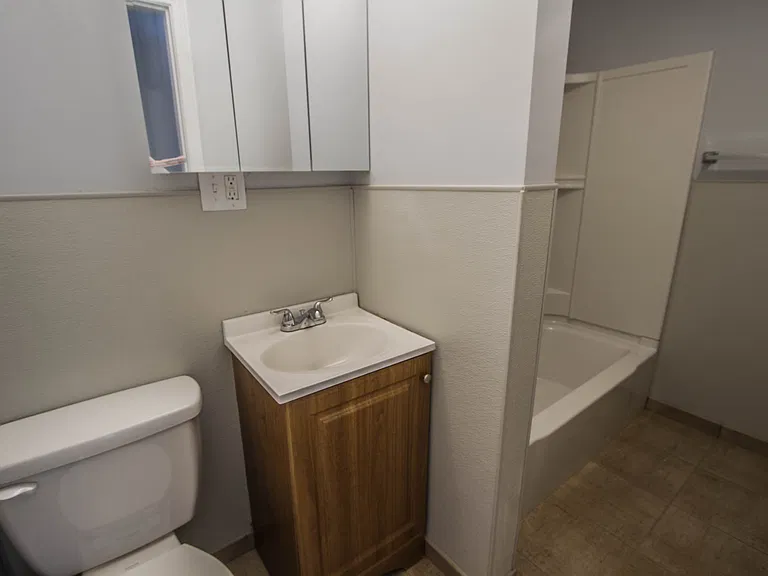 8 Seward St #3 — Photo 7