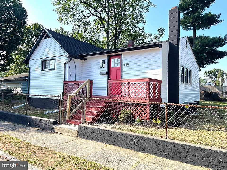 1st image of 818 Philadelphia Ave