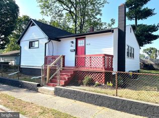 818 Philadelphia Ave, National Park, NJ 08063