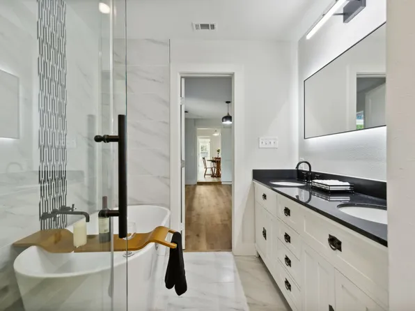 1709 Stella St, Fort Worth, TX 76104