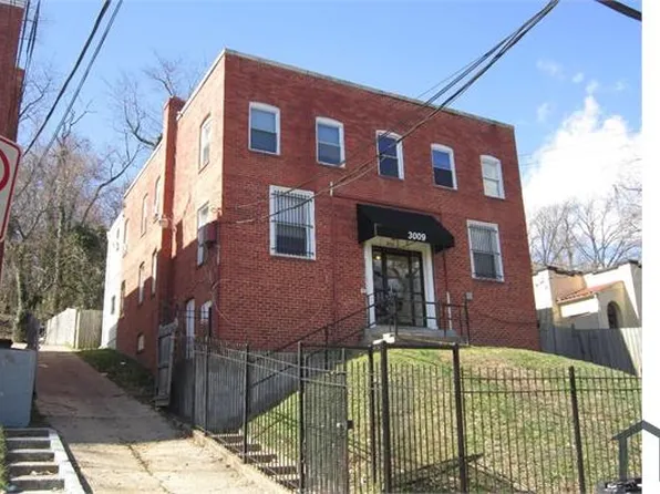3009 30th St SE APT 4, Washington, DC 20020