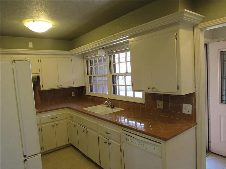 9909 Sunnymeade Pl — Photo 7