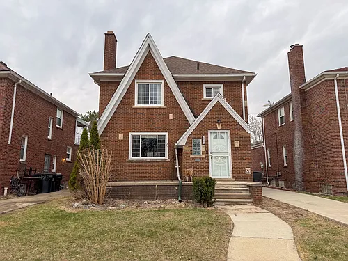 17594 Ohio St Photo 1