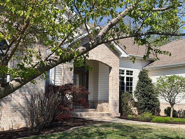 1st image of 3550 E Bishop Rd