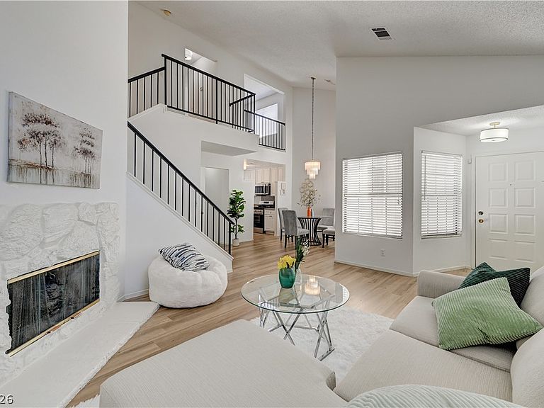 6732 W Accent Ct, Las Vegas, NV