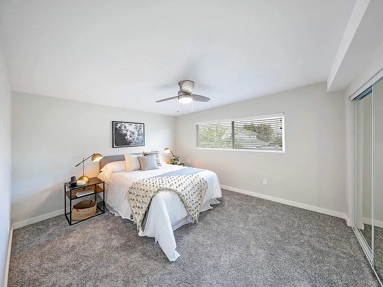 Pacific West Villas — Photo 6