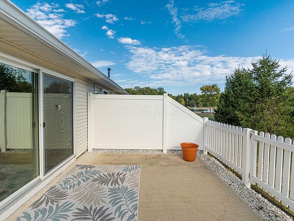 4th image of 415 Retreat Ln