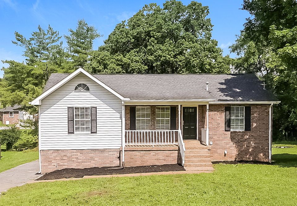 1st image of 121 Lee Ct