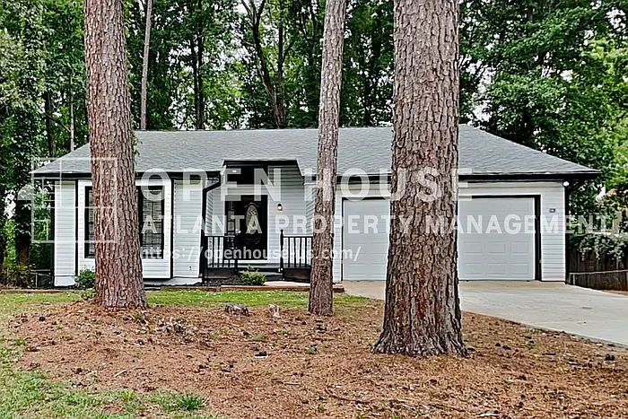345 Deerwood Dr — Photo 1