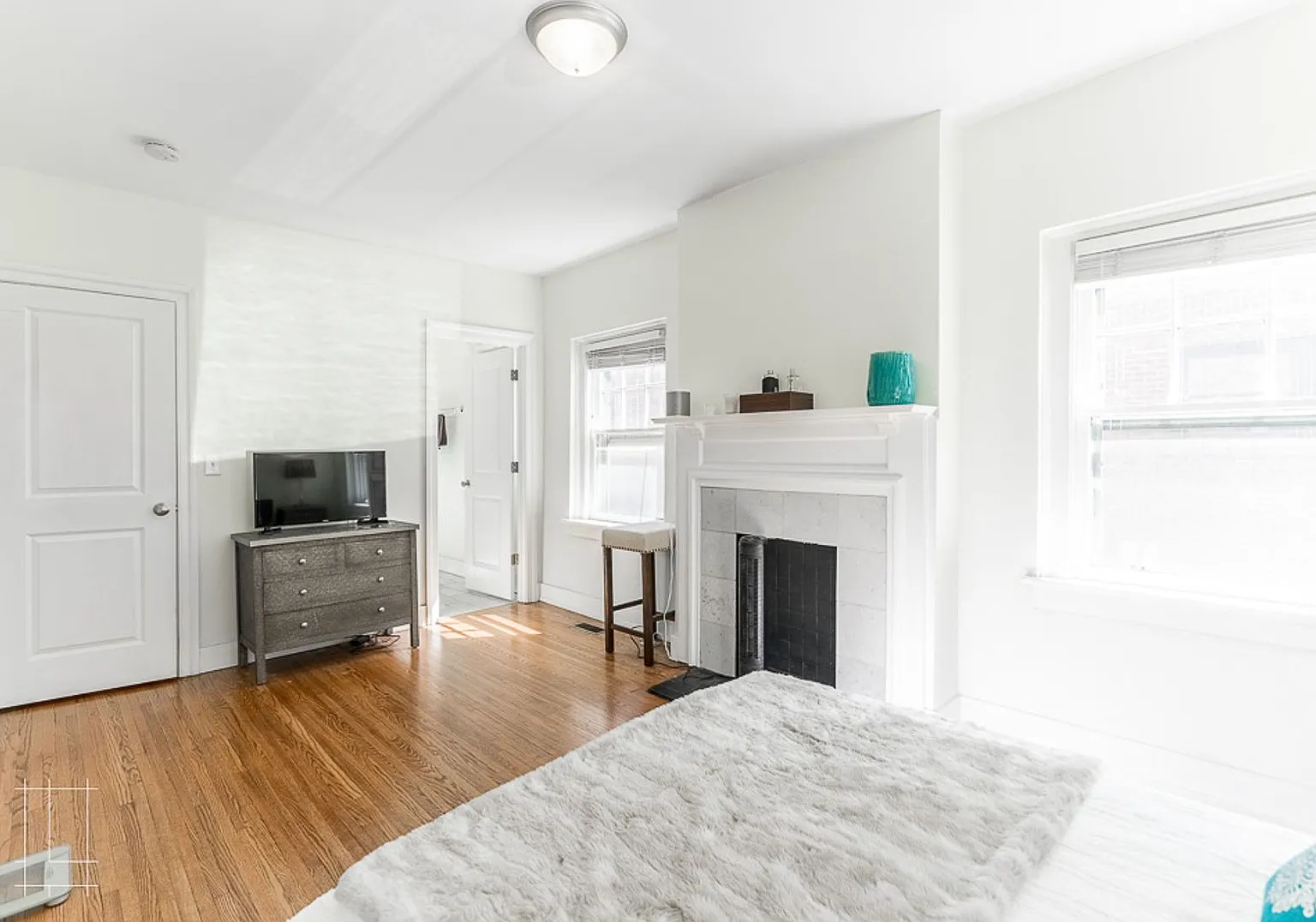 19 W. 1st Ave — Photo 3
