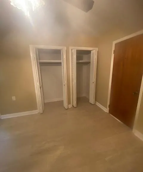 306 Mittie St — Photo 25