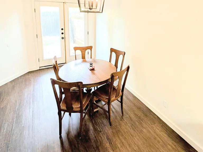 6711 Gold Moss Cv #A — Photo 10