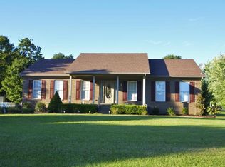 196 Robin Ln, Shepherdsville, KY