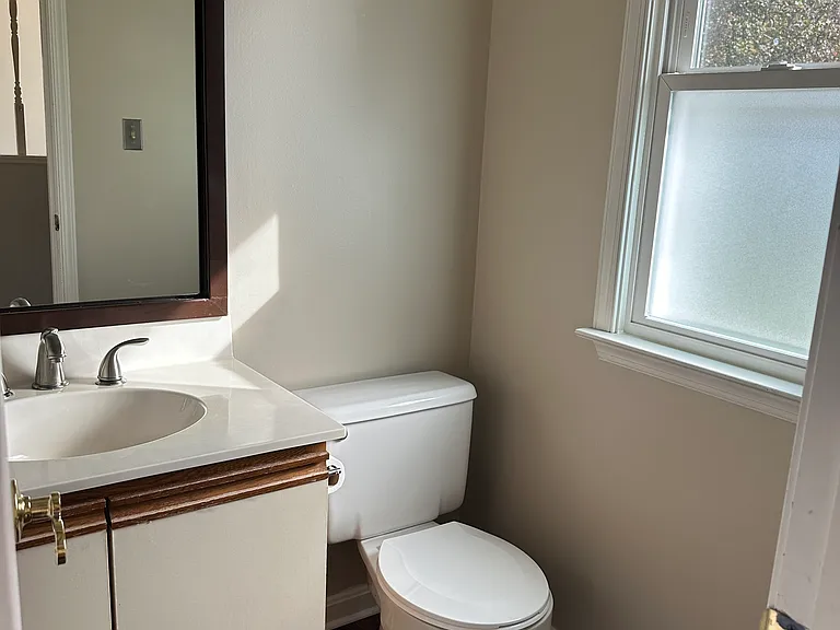 375 Jonathan Ct — Photo 13