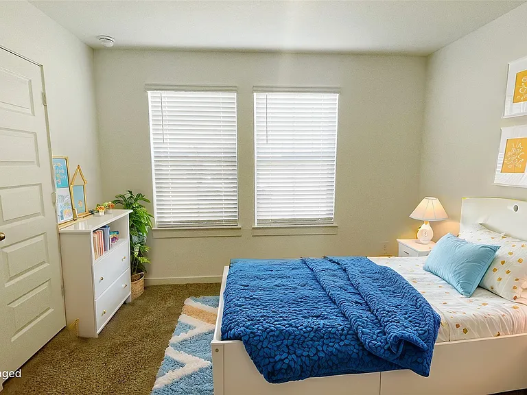 5523 Baby Blue Ln — Photo 13