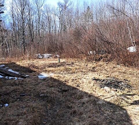 4th image of 527 Canaan Road