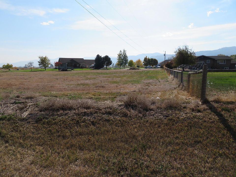 2nd image of Nhn Bidlake Ct