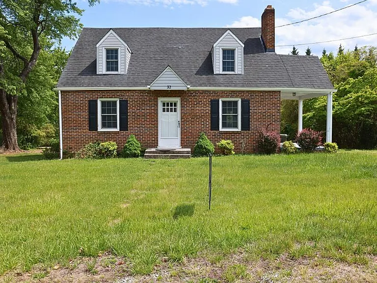 32 Upland Dr — Photo 38