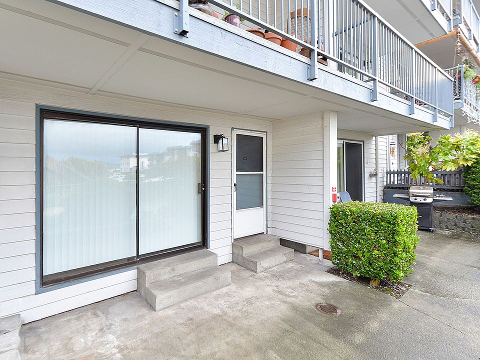 1st image of 22977 Marine View Dr S #101
