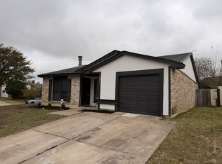 831 Netherland Dr, Arlington, TX 76017