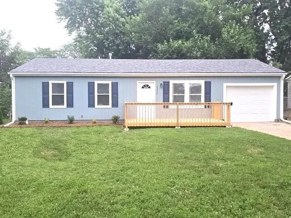 15215 White Ave, Grandview, MO 64030