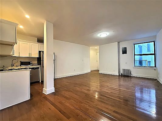 1st image of 2016 Regent Pl APT 3A