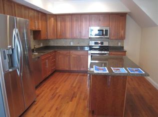 20 Dartmouth St #2, Somerville, MA 02145