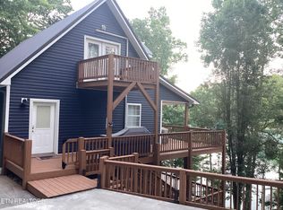 314 Harbor Ln, La Follette, TN 37766