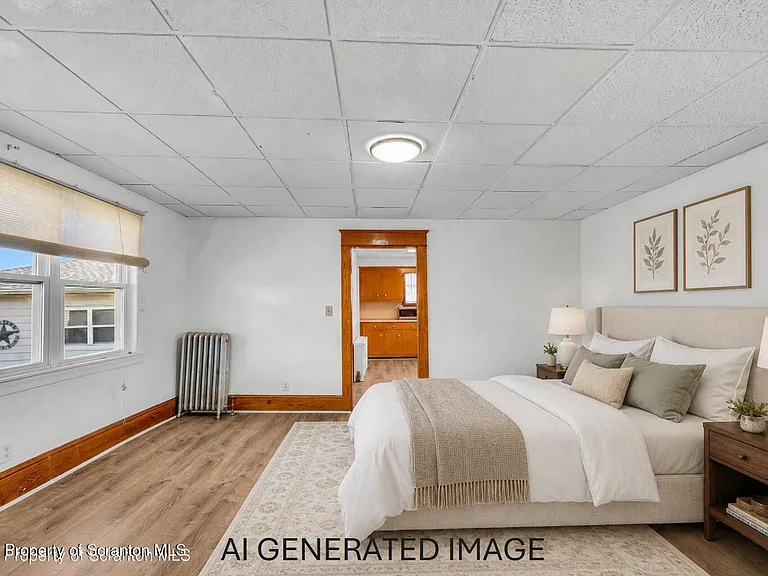 528 S Main St — Photo 15