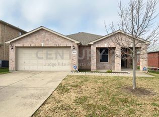 1656 Lionheart Dr, Little Elm, TX 75068
