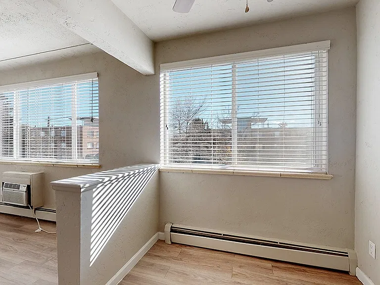 Prince Charles Apartments — Photo 9