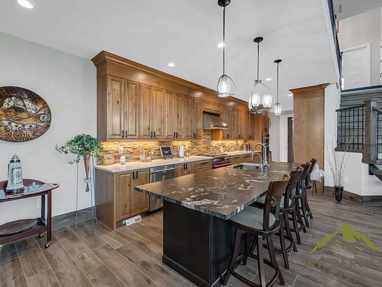 332 Lake View Dr — Photo 6
