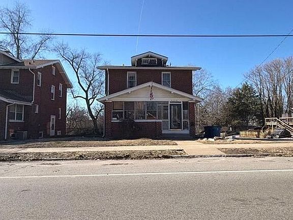 2nd image of 2338 State St