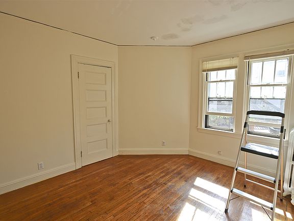 2BD-102MtAuburnBED