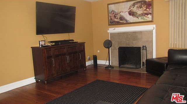 1st image of 10314 S Saint Andrews Pl