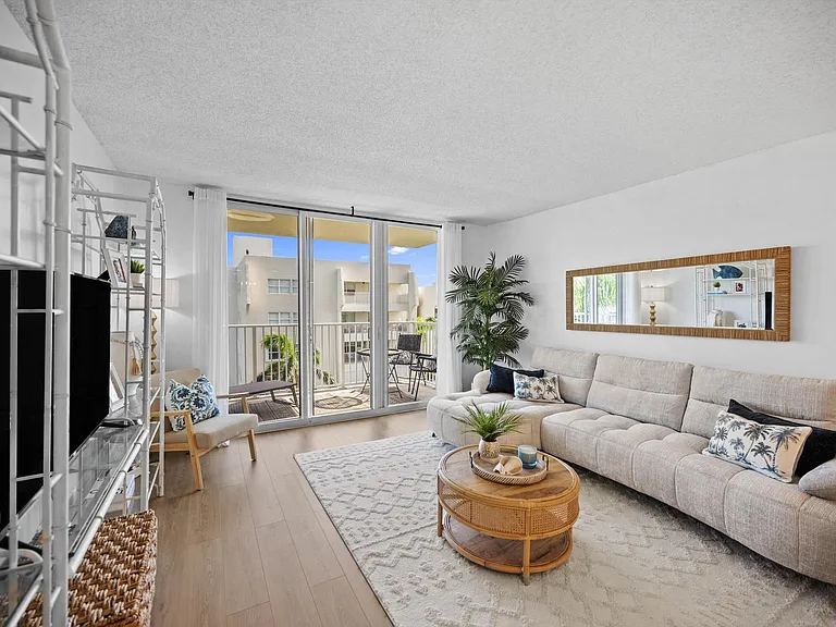 3540 S Ocean Blvd #612 — Photo 5