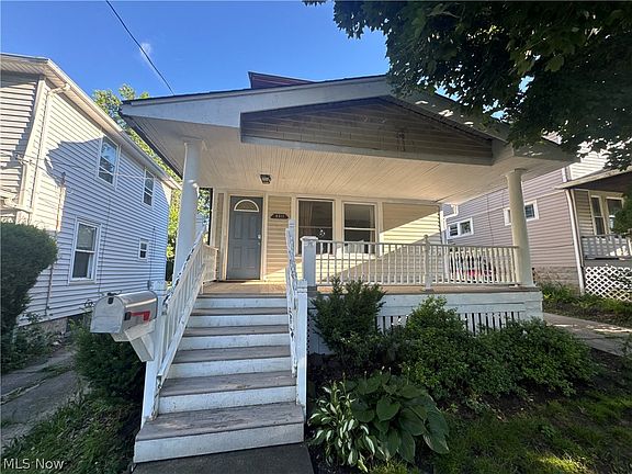 2nd image of 2311 Montclair Ave