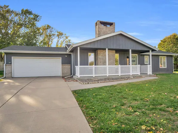4506 Pony Express Rd, Kearney, NE 68847